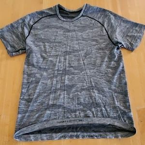 Lululemon athletic shirt